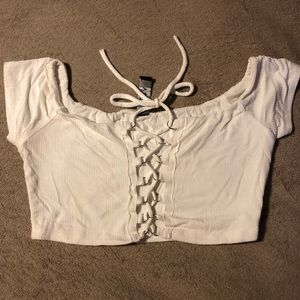 HUGE SALE🎉Lace up Akira crop top